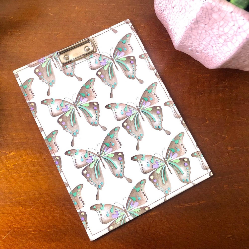 Butterfly clipboard with stitching at edges